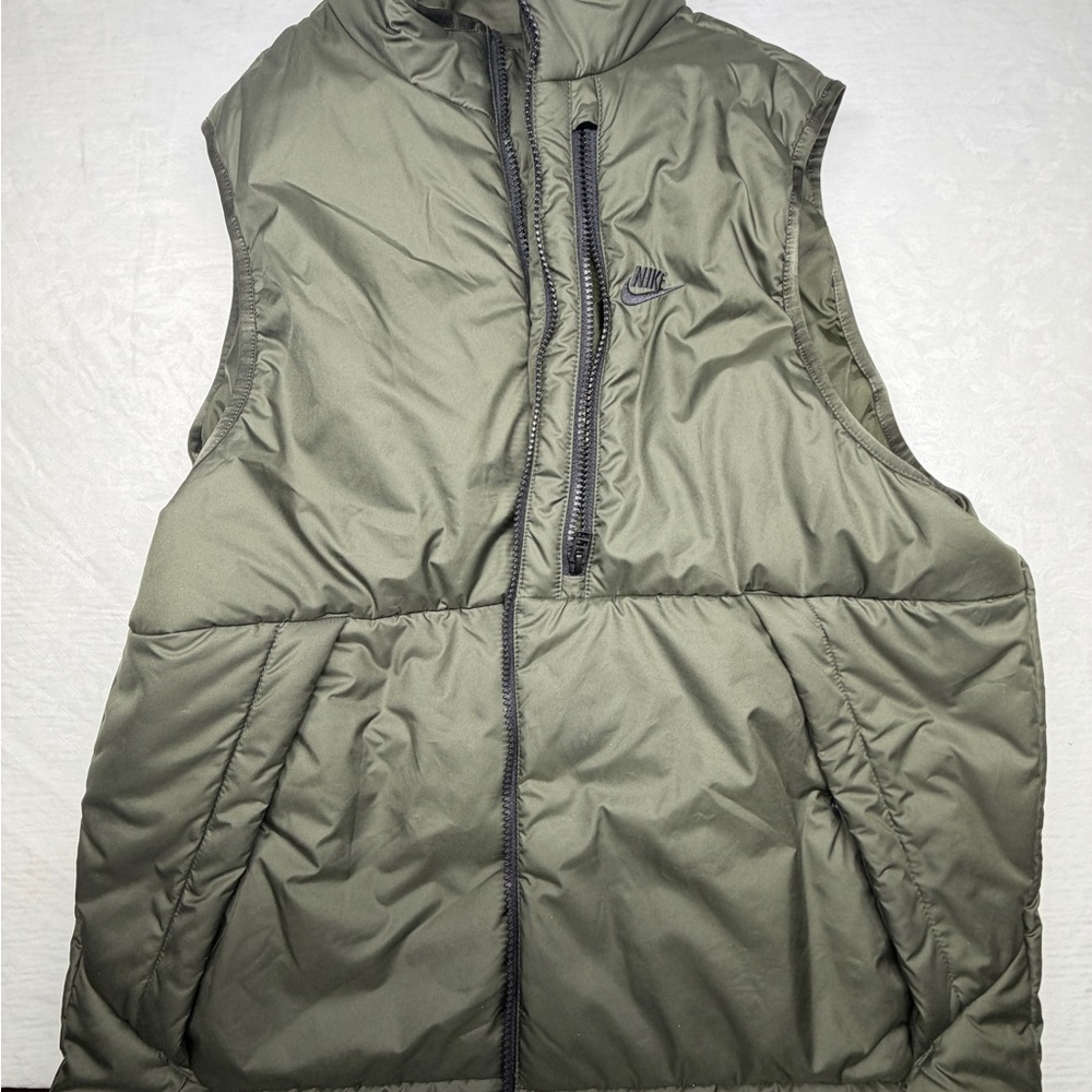 Nike Men's Khaki Hooded Vest